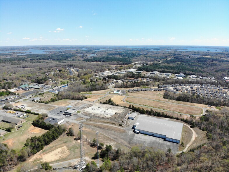 More Photos Of 3571 NC Hwy 16, Denver Warehouse For Sale