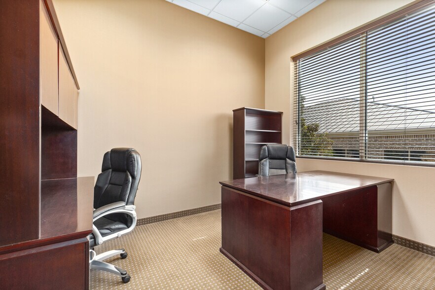 More Photos Of 8380 Warren Pky, Frisco Office For Sale