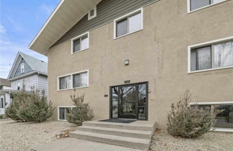 More Photos Of 1115 14th Ave SE, Minneapolis Apartments For Sale