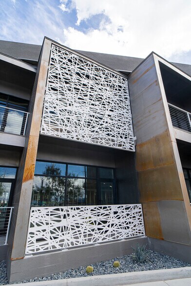 More Photos Of 1 E Charleston Blvd, Las Vegas Storefront Retail Office For Lease