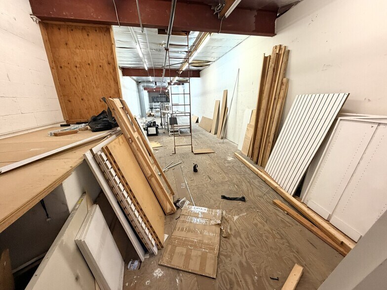 More Photos Of 525-529 Los Angeles St, Los Angeles Unknown For Lease
