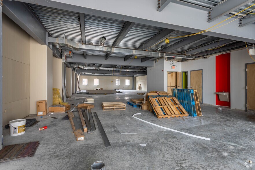 More Photos Of 4824 Liberty Ave, Bloomfield Medical For Lease