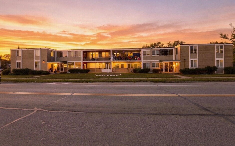 More Photos Of 19143 Berg Rd, Detroit Apartments For Sale