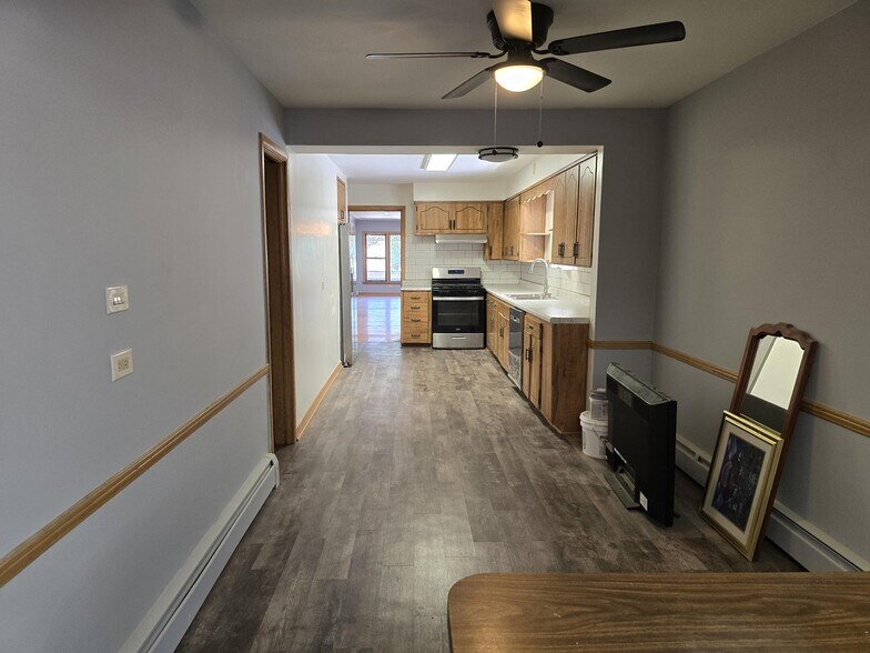 More Photos Of 6444 N Central Ave, Chicago Office For Sale