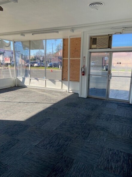More Photos Of 604 Broadway St, Vallejo Storefront Retail Office For Lease