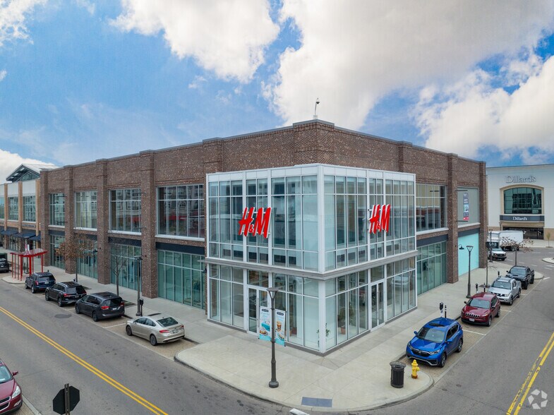 More Photos Of 7100-7140 Foundry Row, Liberty Township Coworking Space