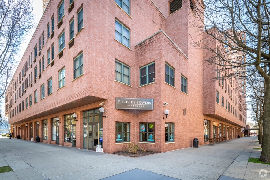 More Photos Of 50 Warren Street, Jersey City Office For Lease