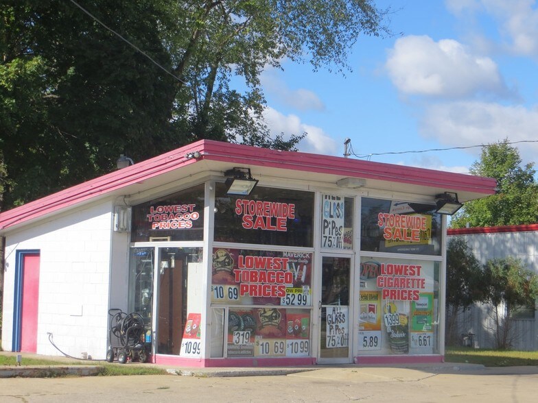 Primary Photo Of 70 W Carleton Rd, Hillsdale Convenience Store For Sale