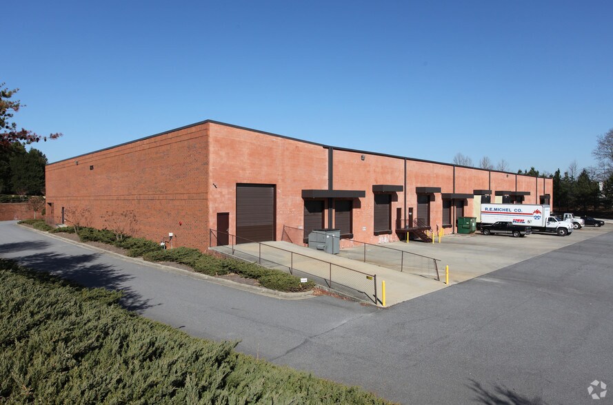 More Photos Of 825 Progress Center Ave, Lawrenceville Warehouse For Lease