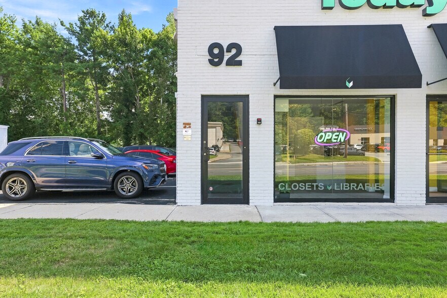 More Photos Of 92 S Central Ave, Hartsdale Storefront Retail Office For Lease