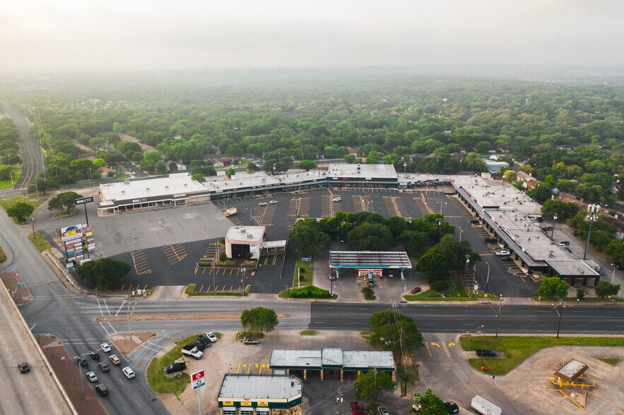 More Photos Of 8668 Spicewood Springs Rd, Austin Land For Lease