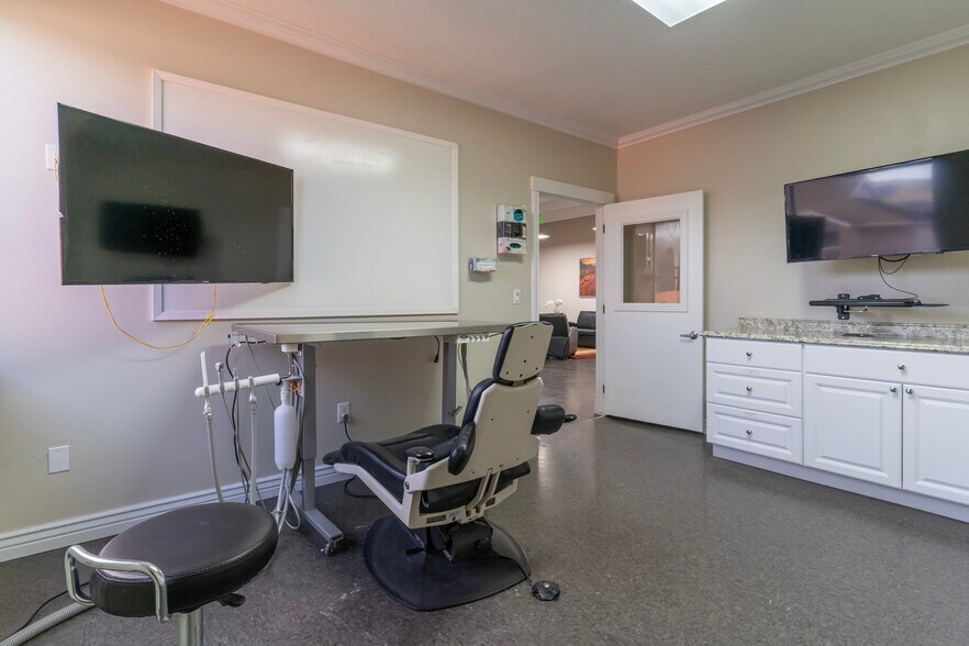 More Photos Of 268 W 400 S, Salt Lake City Medical For Sale