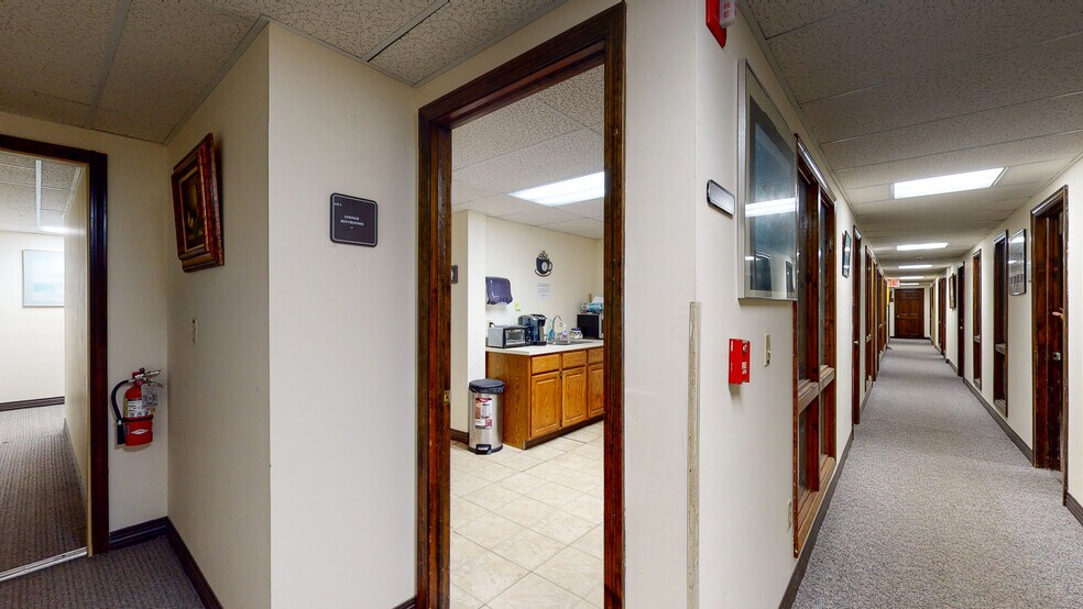 More Photos Of 6 Way Rd, Middlefield Office For Lease