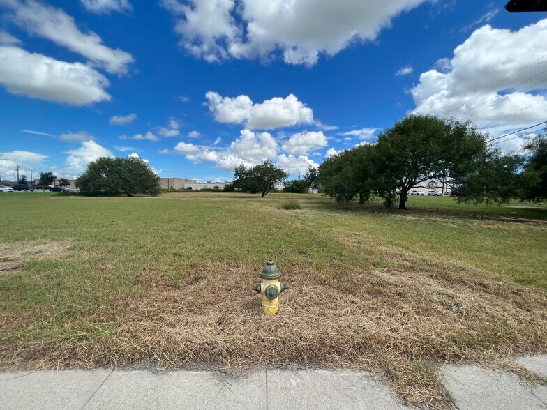 More Photos Of 4102 Wildcat Dr, Corpus Christi Land For Sale