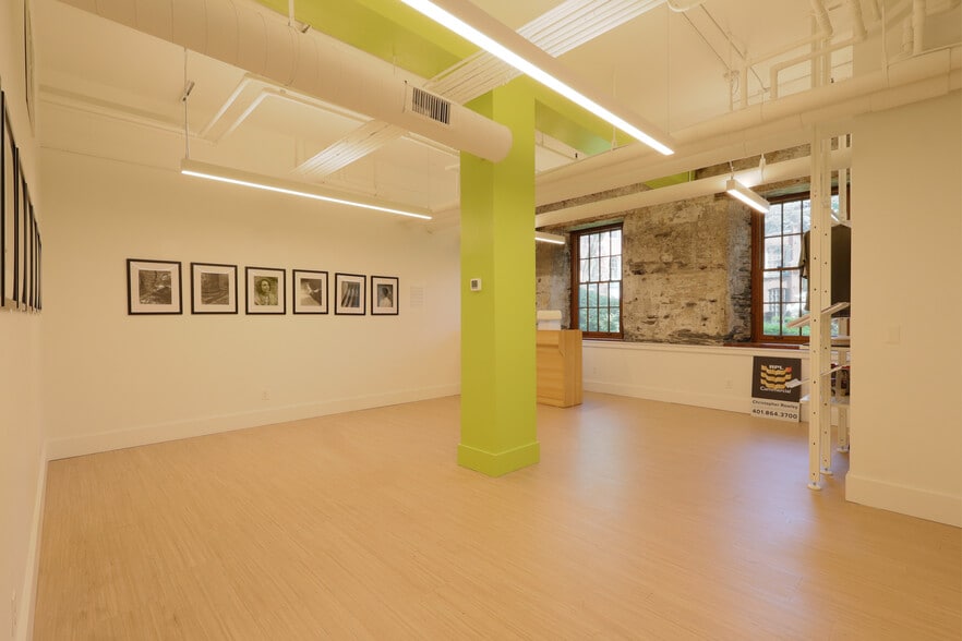 More Photos Of 105 Wickenden St, Providence General Retail For Lease