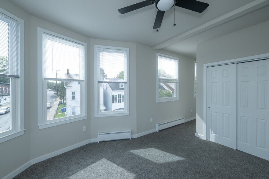 More Photos Of 1101 Lehigh St, Easton Apartments For Sale