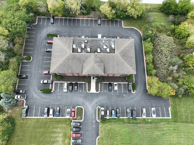 More Photos Of 20550 S LaGrange Rd, Frankfort Office For Lease