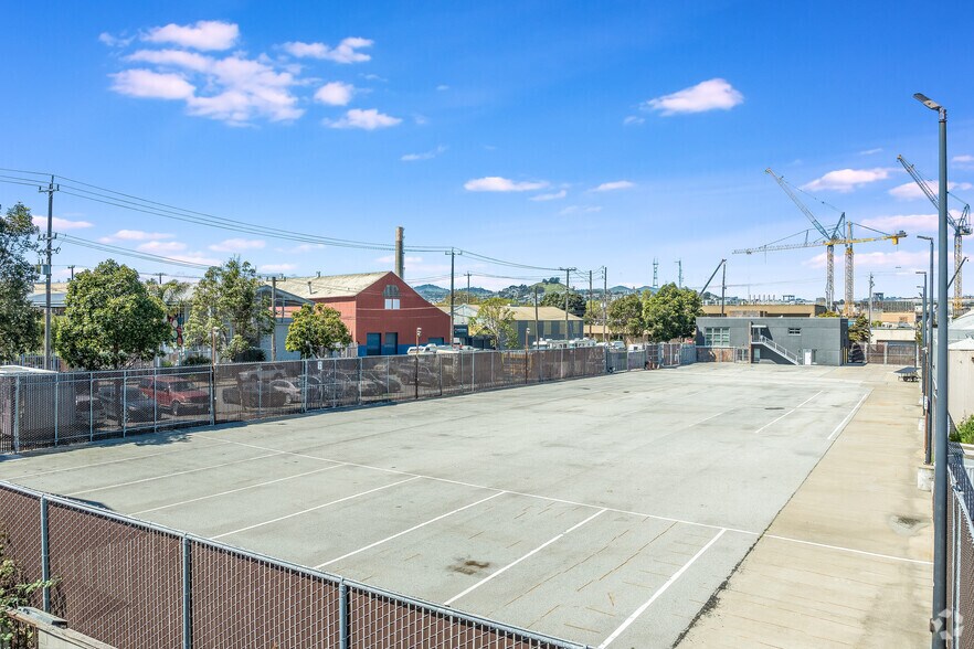 More Photos Of 1620 Innes Ave, San Francisco Land For Sale