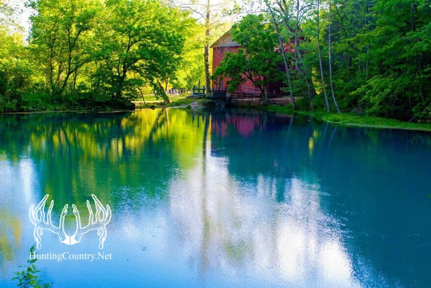 More Photos Of 16392 Tom Akers Rd, Eminence Hotel For Sale