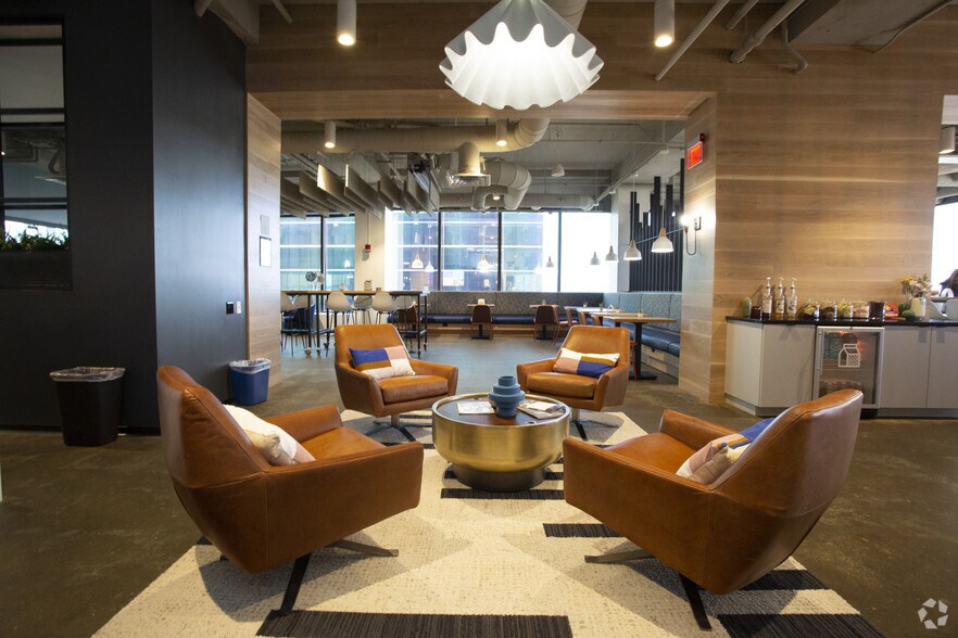 More Photos Of 500 E Main St, Norfolk Coworking Space