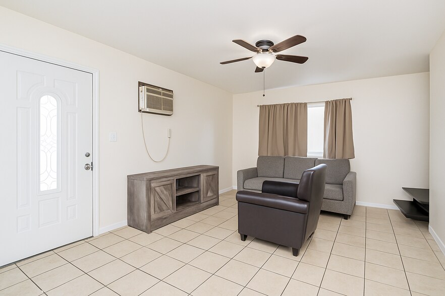 More Photos Of 191 Lamberts Ln, Staten Island Apartments For Sale