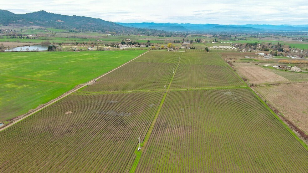 More Photos Of 4125 W MAIN St, Medford Land For Sale