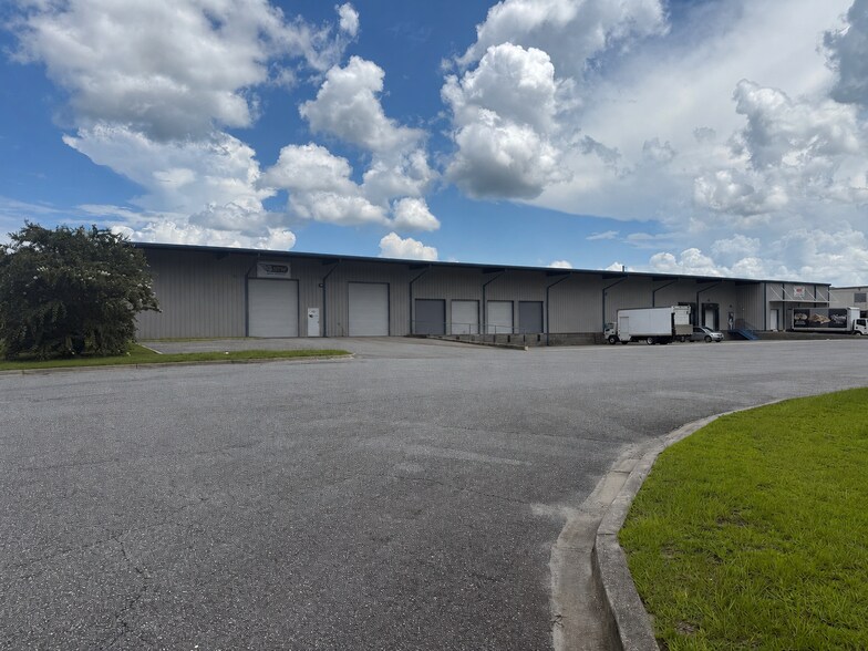 Primary Photo Of 475 Commerce Blvd, Midway Warehouse For Lease
