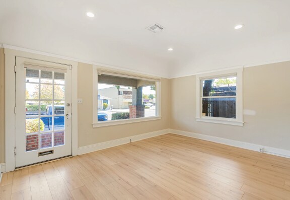 More Photos Of 1745 Jefferson St, Napa Office For Sale