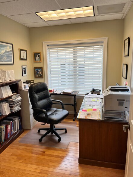 More Photos Of 508 Libbie Ave, Richmond Office For Lease