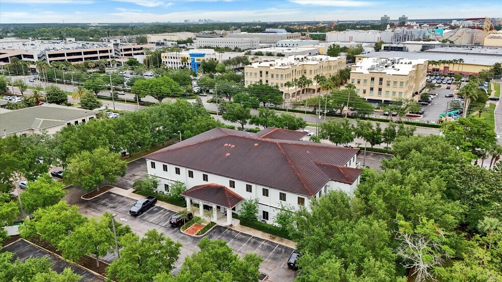 More Photos Of 6052 Turkey Lake Rd, Orlando Office For Lease