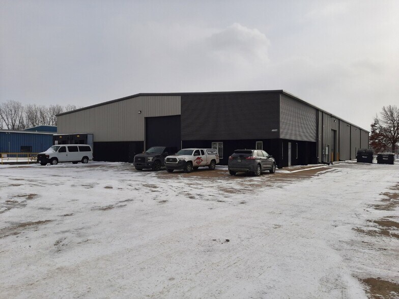 Primary Photo Of 4607 Wyland Dr, Elkhart Warehouse For Lease