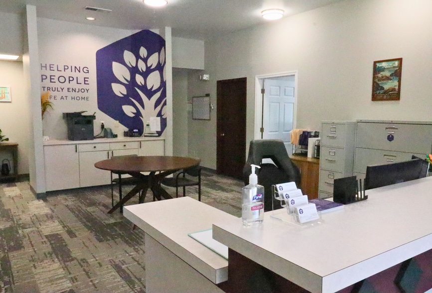 More Photos Of 9629 N Colfax Rd, Spokane Office For Sale