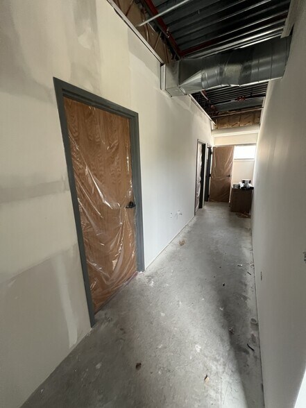 More Photos Of 6910 S Madison St, Willowbrook Medical For Lease