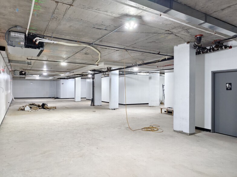 More Photos Of 16307 72nd Ave, Flushing Storefront Retail Residential For Sale