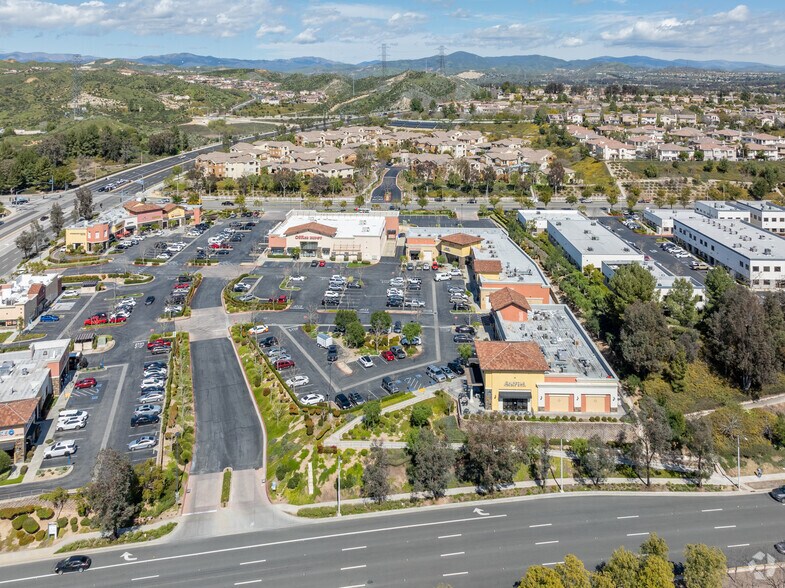 More Photos Of 28100-28188 Newhall Ranch Rd, Valencia Unknown For Lease
