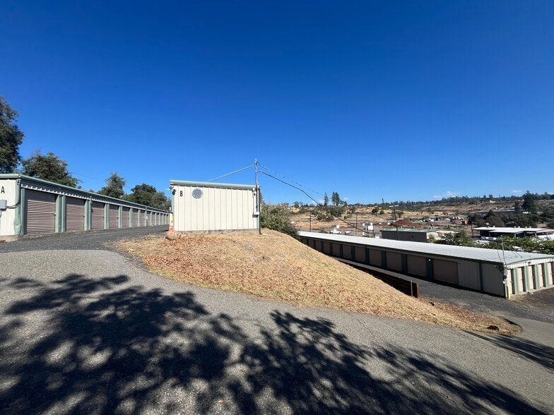 More Photos Of 1264 99 Hwy, Gridley Self Storage For Sale