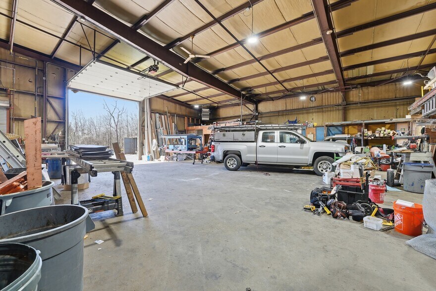 More Photos Of 30 Huntoon Memorial Dr, Leicester Warehouse For Sale