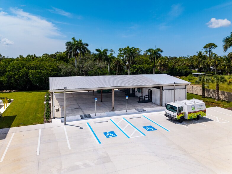 More Photos Of 6901 Hendry Creek Dr, Fort Myers Unknown For Sale