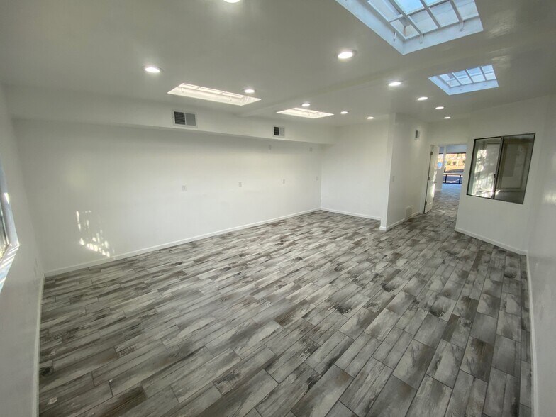More Photos Of 1157-1197 E Fry Blvd, Sierra Vista Storefront For Lease