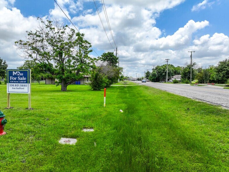 More Photos Of 604 E Broad St, Forney Office Residential For Sale