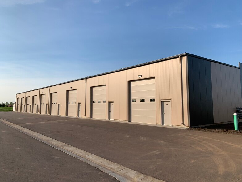 More Photos Of 663 Valerie Ave, Hudson Self Storage For Sale