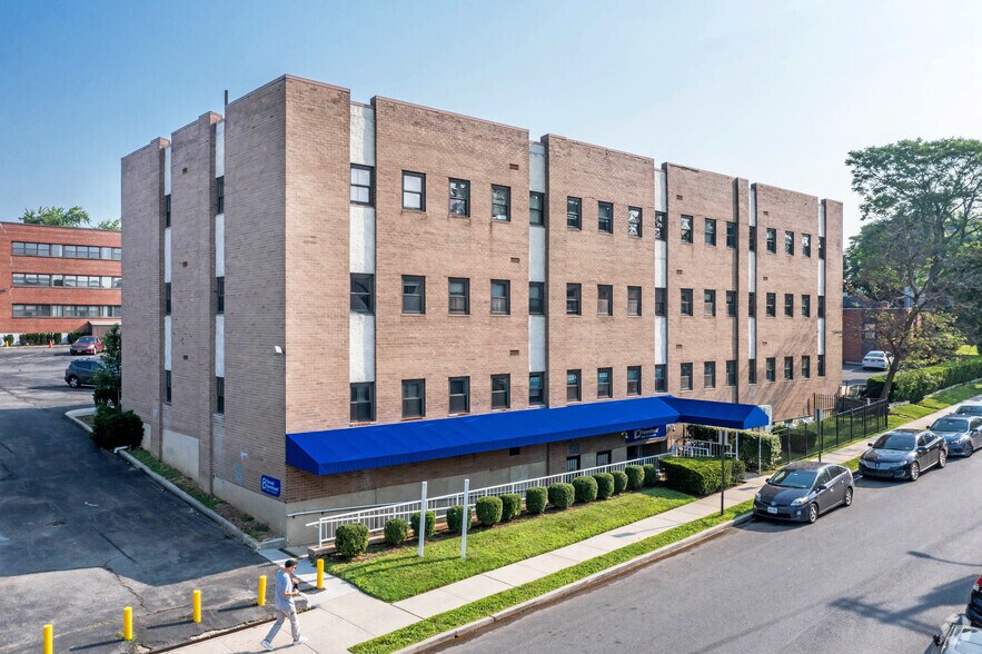 More Photos Of 150 Lockwood Ave, New Rochelle Medical For Lease
