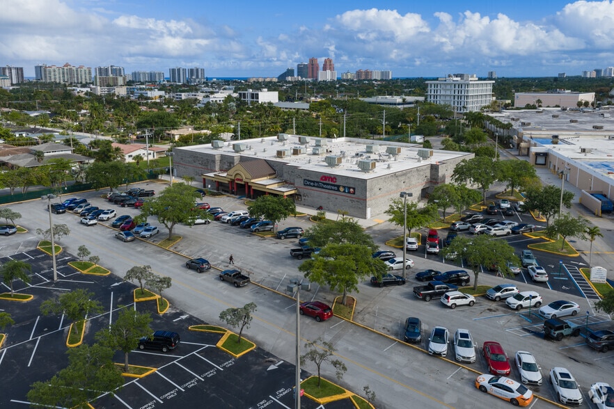 More Photos Of 3200-3400 N Federal Hwy, Fort Lauderdale Unknown For Lease