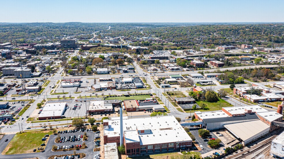 More Photos Of 1506 6th Ave, Columbus Office Residential For Lease