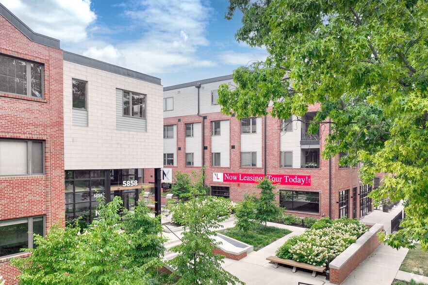 More Photos Of 5858 N College Ave, Indianapolis Apartments For Lease