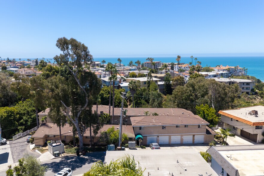 More Photos Of 211 W Marquita, San Clemente Apartments For Sale