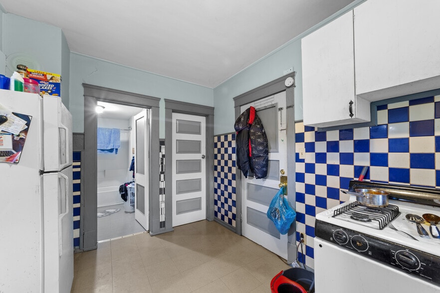 More Photos Of 3334 W 82nd St, Cleveland Apartments For Sale