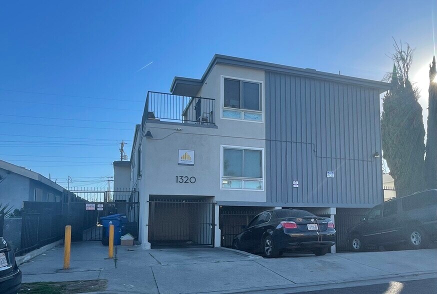 More Photos Of 1320 W 97th St, Los Angeles Apartments For Sale