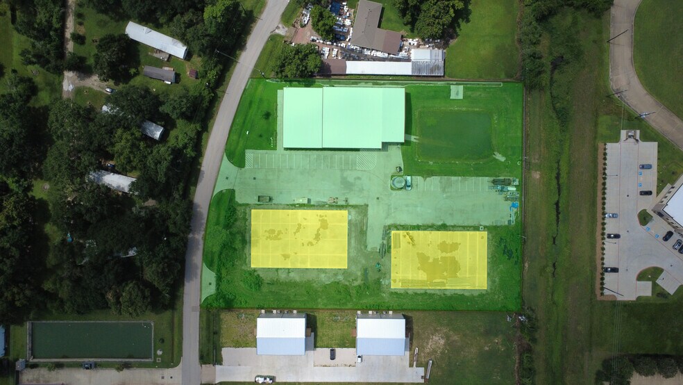 More Photos Of 12307 Woodworth Dr, Cypress Industrial For Sale