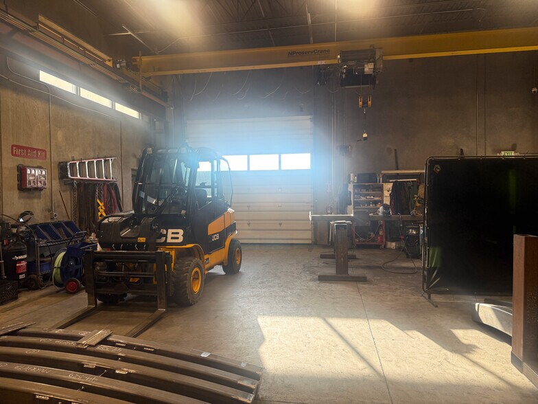 More Photos Of 2208 W 700 S, Springville Light Manufacturing For Sale